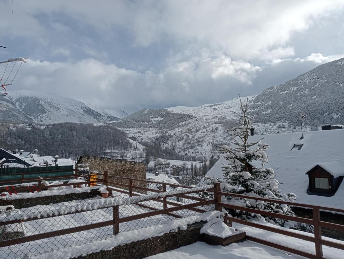 Apartamento Con Terraza Y Vistas Panoramicas En Tauell Kültér fotó