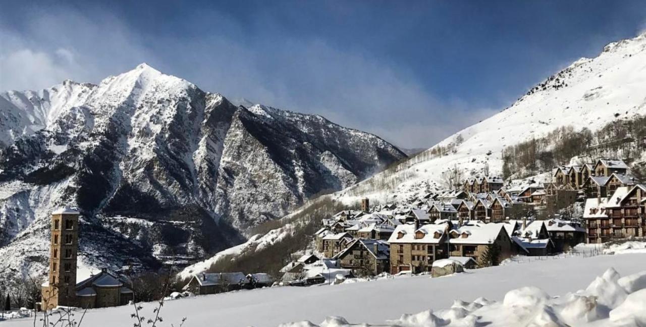 Apartamento Con Terraza Y Vistas Panoramicas En Tauell Kültér fotó