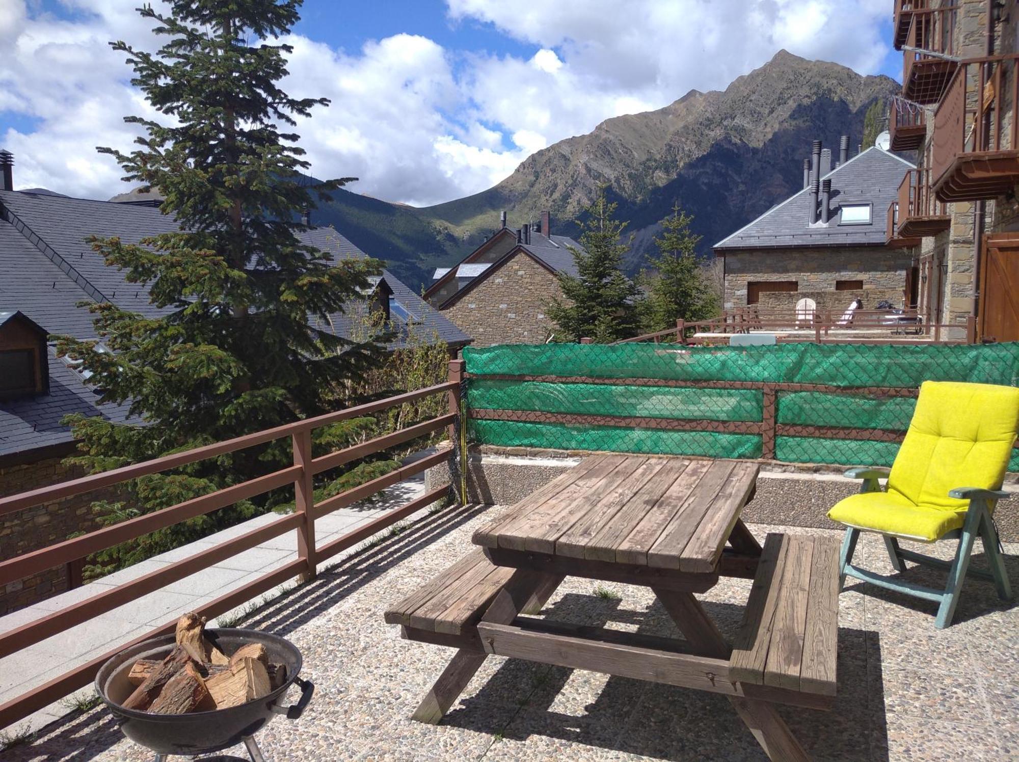 Apartamento Con Terraza Y Vistas Panoramicas En Tauell Kültér fotó