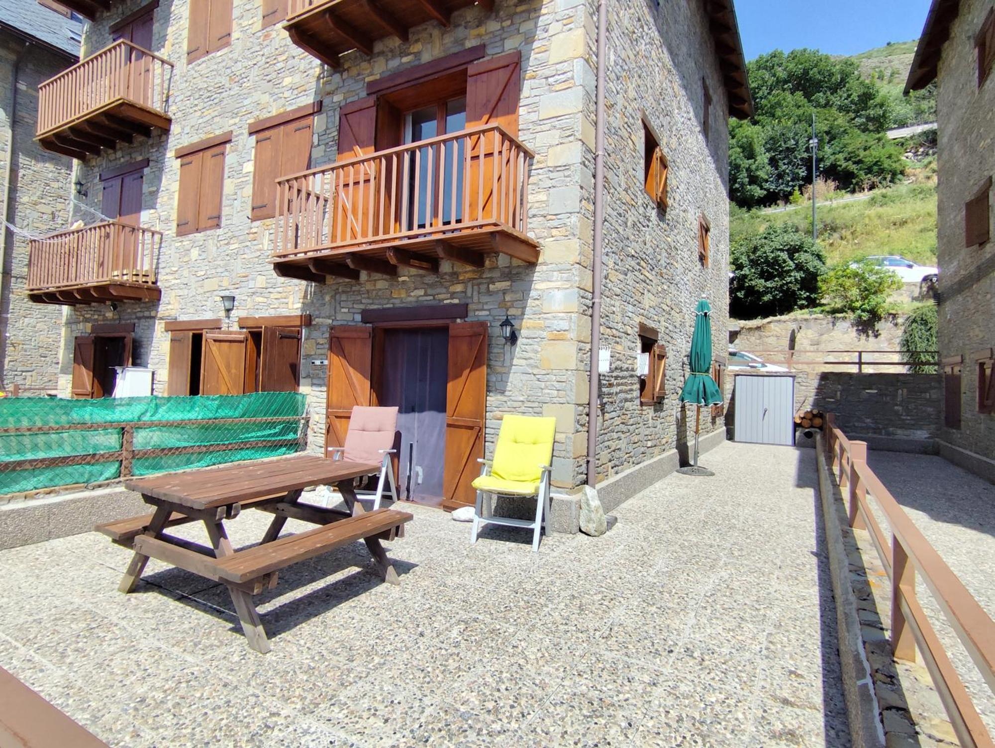 Apartamento Con Terraza Y Vistas Panoramicas En Tauell Kültér fotó
